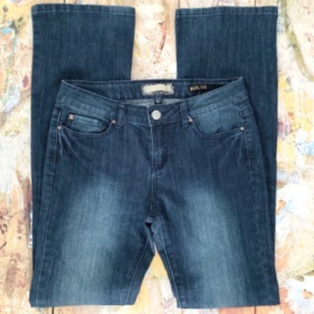 Khloe Kardashian Bootcut Jeans Size: 8